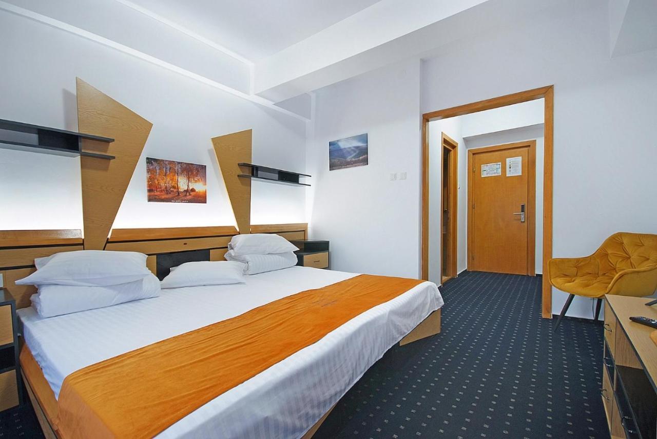 Hotel Complex Panoramic Slănic-Moldova Zewnętrze zdjęcie